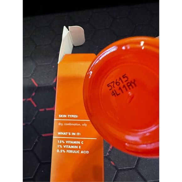 E.L.F. Bright Icon Vitamin C + E + Ferulic Serum 30ml - Picture 3 of 5